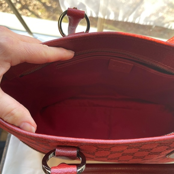 Spectacular Authentic Gucci Handbag! - Picture 11 of 12